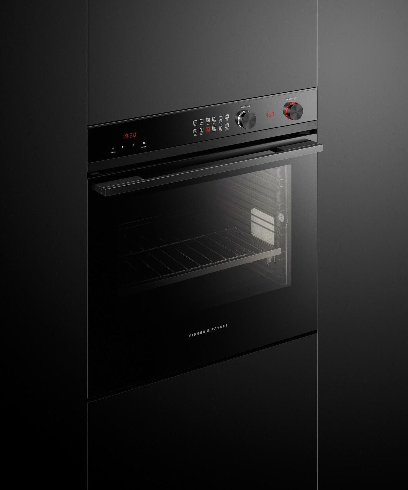 24" Series 9 Minimal Self-Cleaning Oven