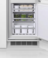 24" Series 5 Integrated Refrigerator Freezer