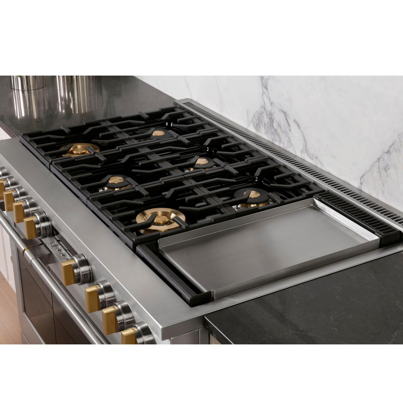 Monogram 48" Dual-Fuel Professional Range with 6 Burners and Griddle