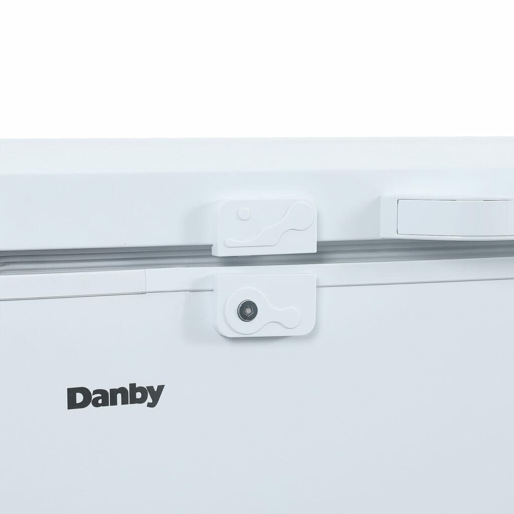 Danby 17.1 cu. ft. Chest Freezer 2 Door in White