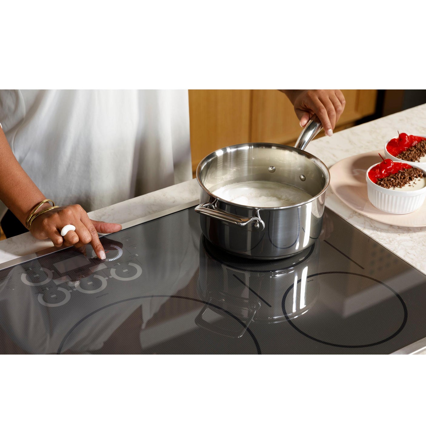 Café™ Series 30" Built-In Touch Control Induction Cooktop