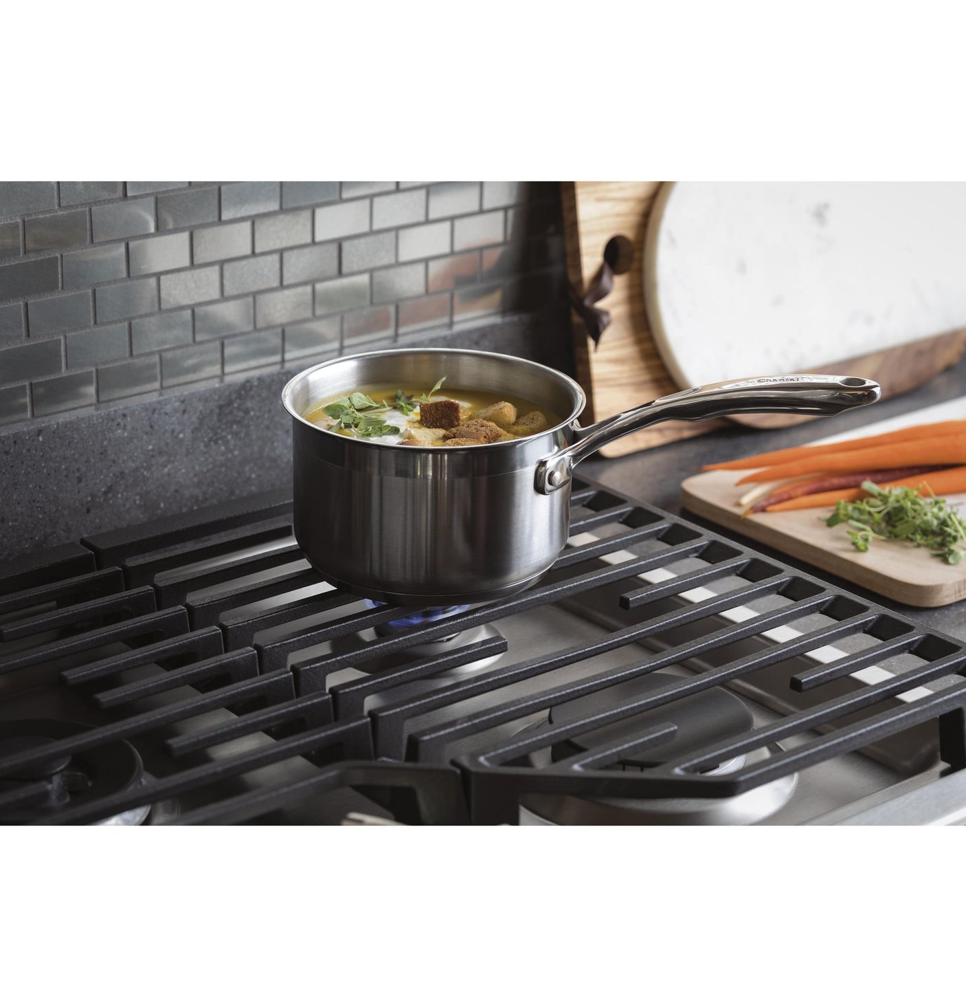 GE Profile™ 30" Built-In Gas Cooktop with 5 Burners