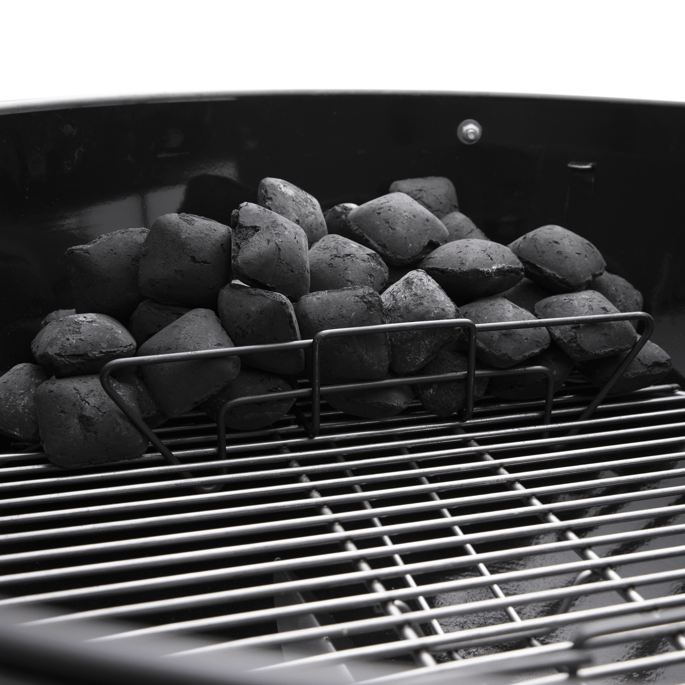 Master-Touch Charcoal Grill 26" - Black