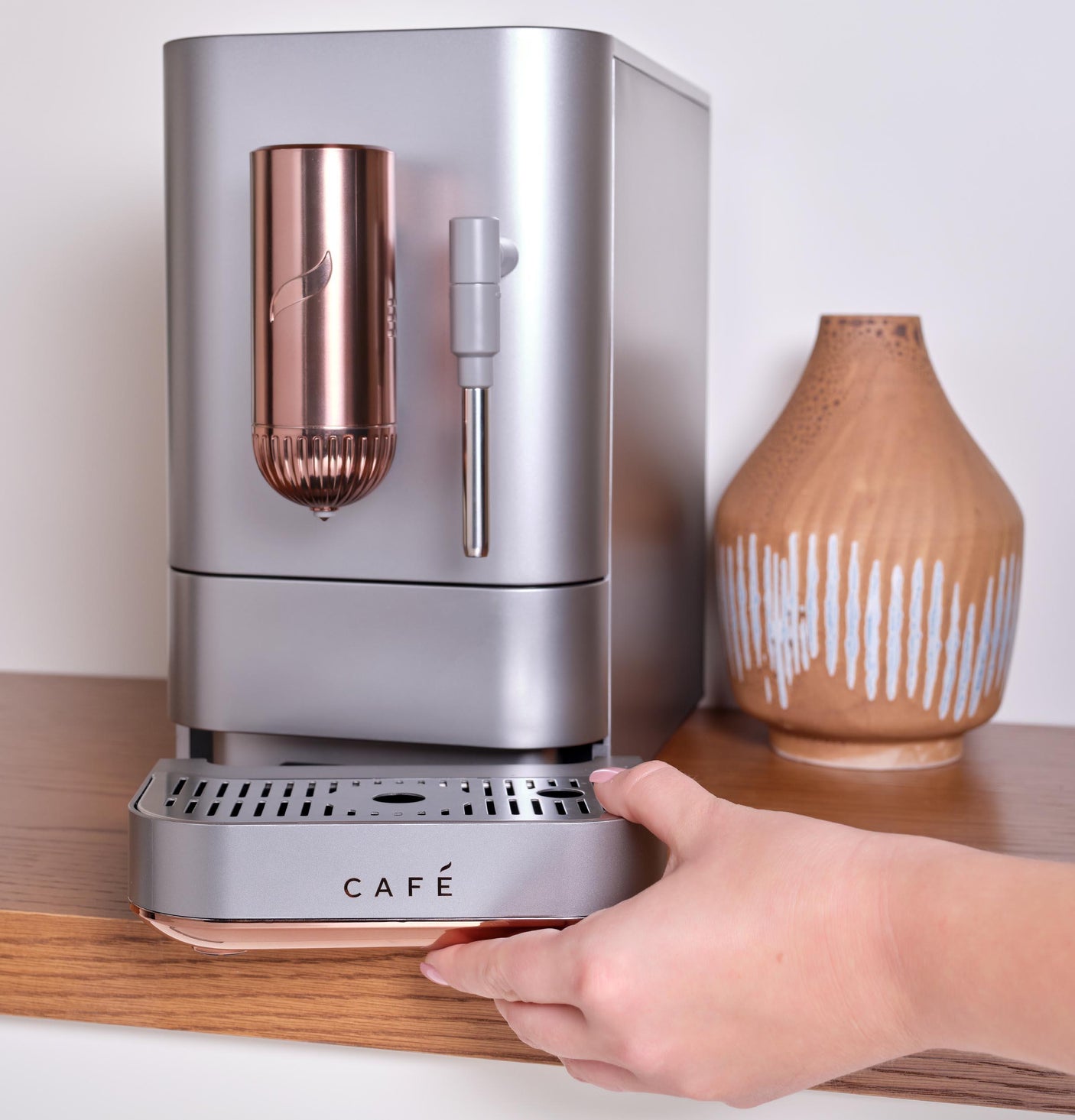 Café™ AFFETTO Automatic Espresso Machine + Frother