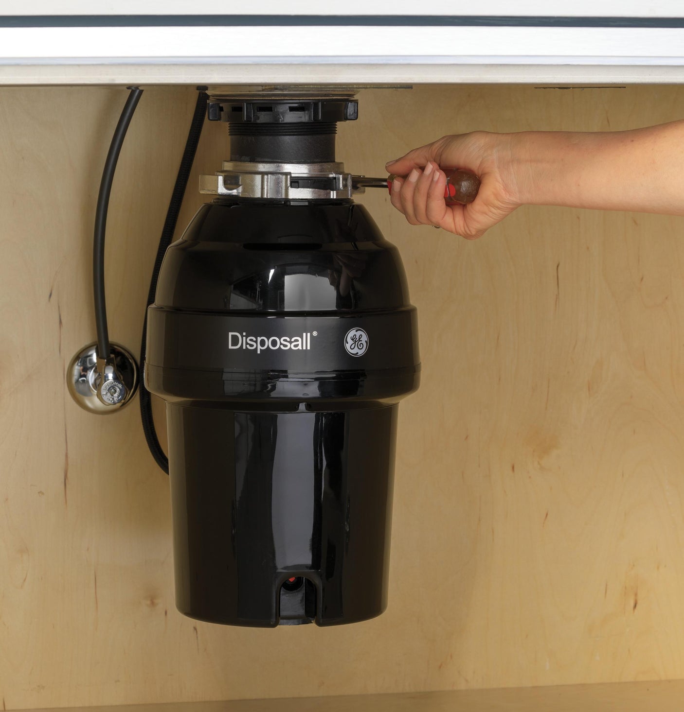 GE DISPOSALL® 1 HP Continuous Feed Garbage Disposer Non-Corded