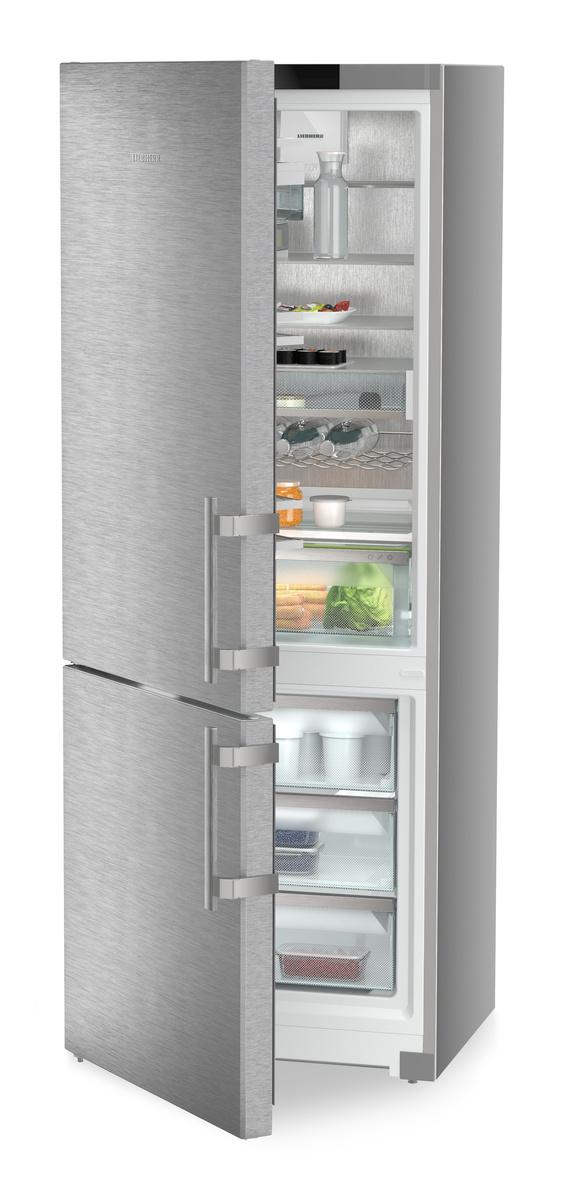 Combined fridge-freezers with EasyFresh and NoFrost