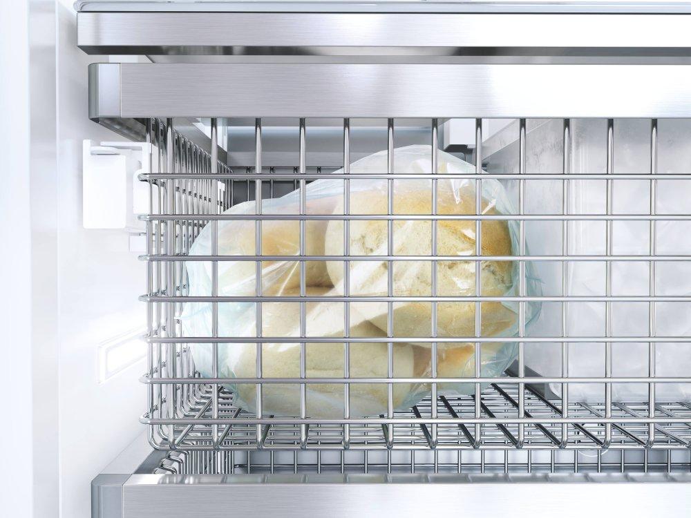 F 2812 Vi - MasterCool™ freezer For high-end design and technology on a large scale.