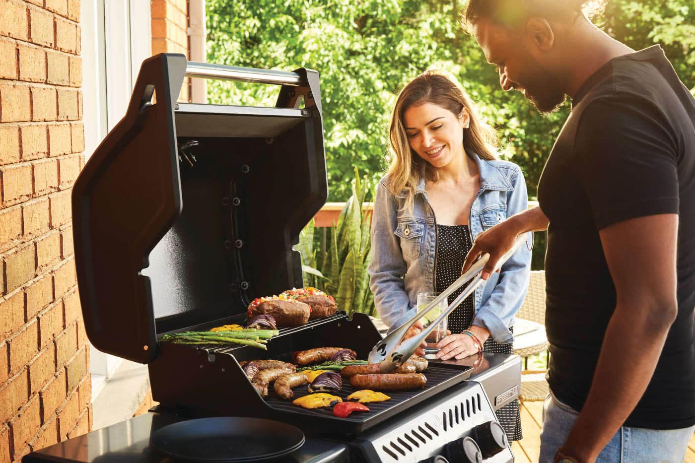 Freestyle 365 Gas Grill , Propane, Graphite Grey