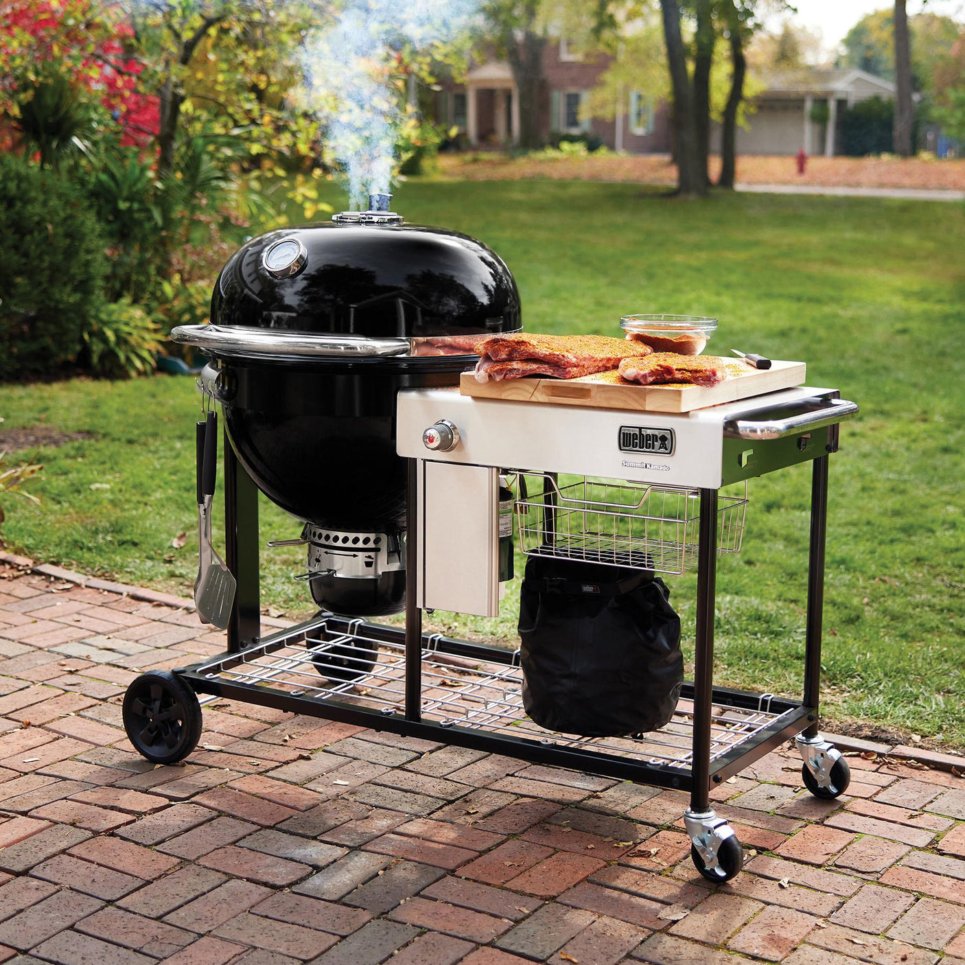 Summit® Kamado S6 Charcoal Grill Center - Black