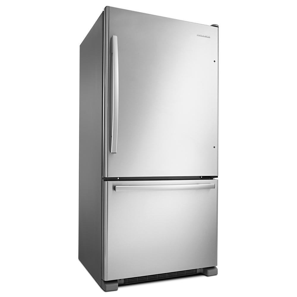 33-inch Wide Bottom-Freezer Refrigerator with EasyFreezer™ Pull-Out Drawer - 22 cu. ft. Capacity