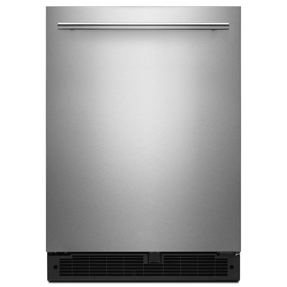 24-inch Wide Undercounter Refrigerator with Towel Bar Handle - 5.1 cu. ft.