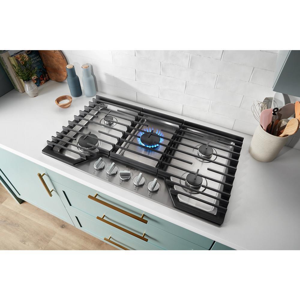 30-inch Gas Cooktop with Fifth Burner