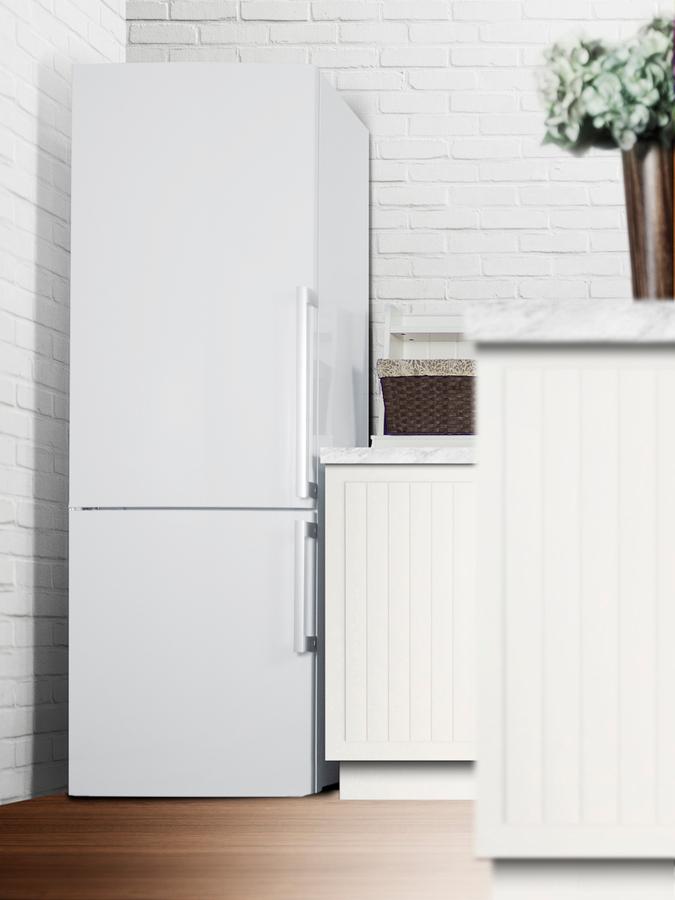 28" Wide Bottom Freezer Refrigerator