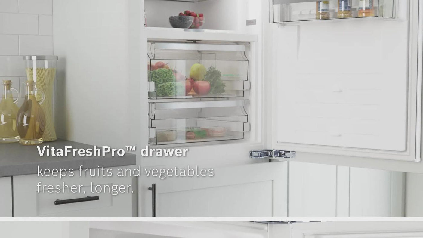 800 Series Built-in Bottom Freezer Refrigerator 22" Softclose® Flat Hinge