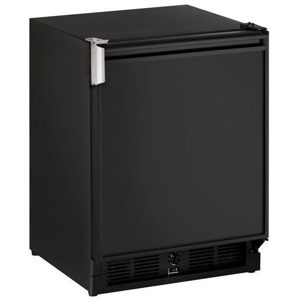 21" Refrigerator/ice Maker With Black Solid Finish (115 V/60 Hz Volts /60 Hz Hz)