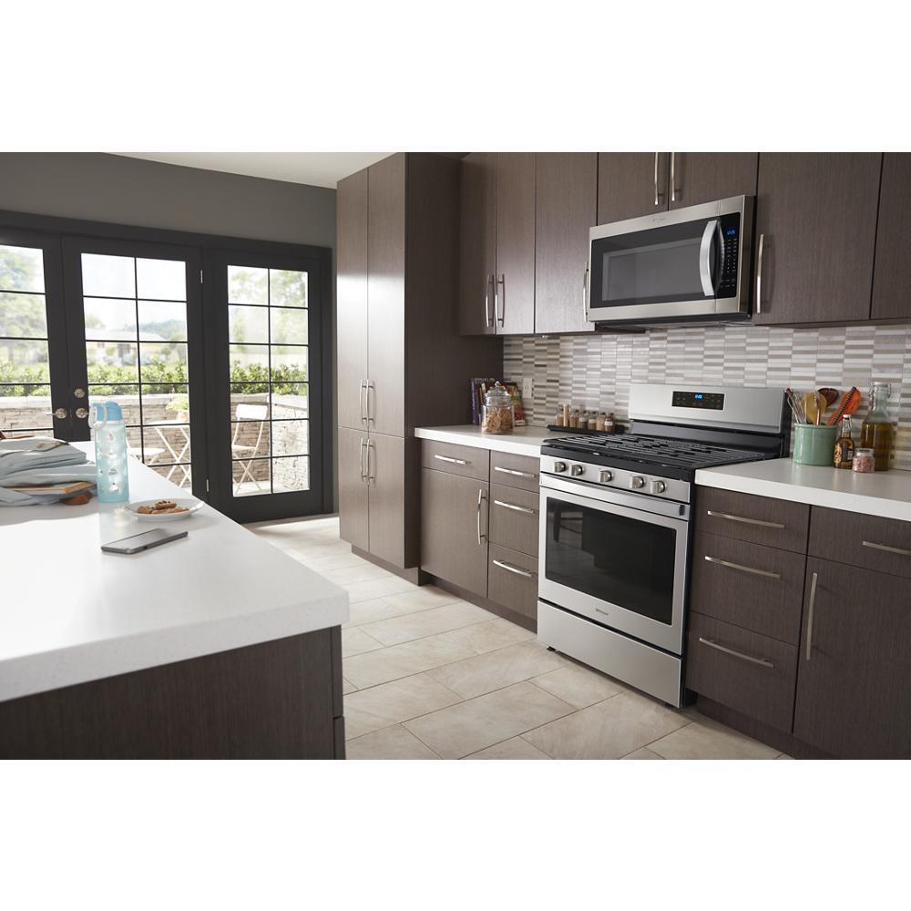 5.0 cu. ft. Whirlpool® gas convection oven with Frozen Bake™ technology