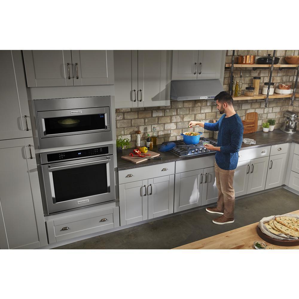 1000 Watt Built-In Low Profile Microwave with Standard Trim Kit