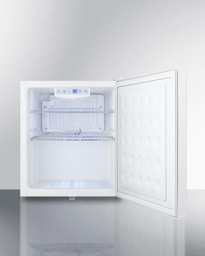 Compact Allergy-free All-refrigerator