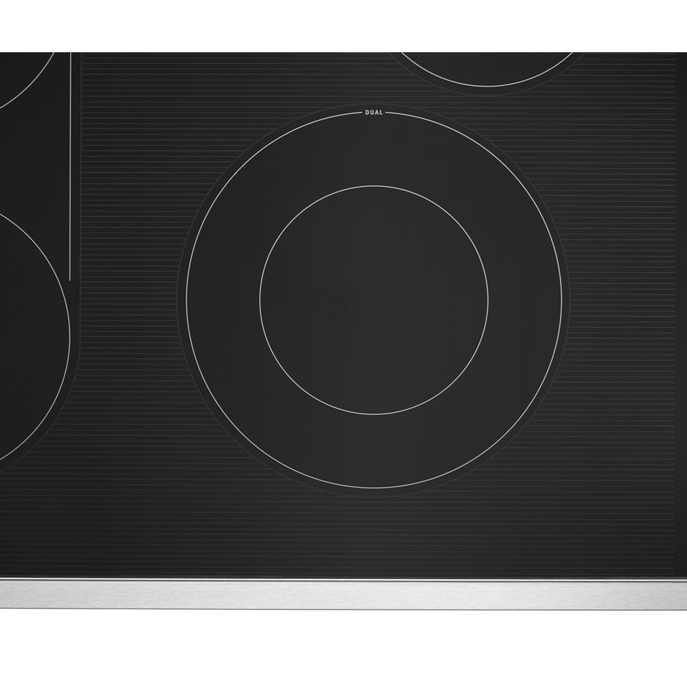 30-Inch Electric Cooktop with Reversible Grill and Griddle