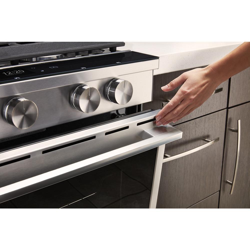 5.8 cu. ft. Smart Slide-in Gas Range with EZ-2-Lift™ Hinged Cast-Iron Grates