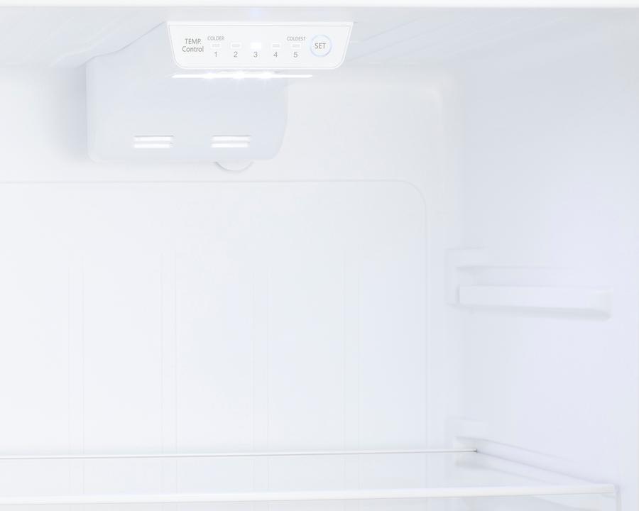 24" Wide Top Mount Refrigerator-freezer With Icemaker