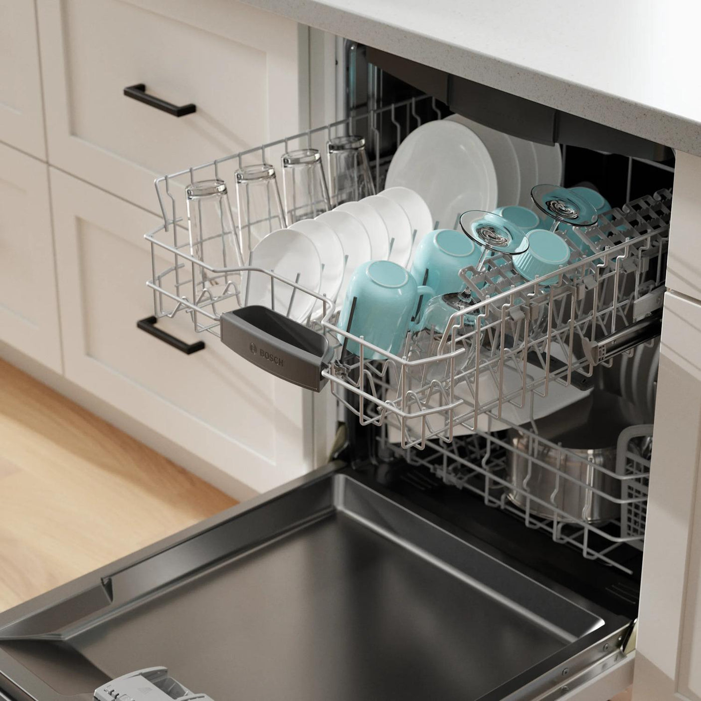 300 Series Dishwasher 24" White