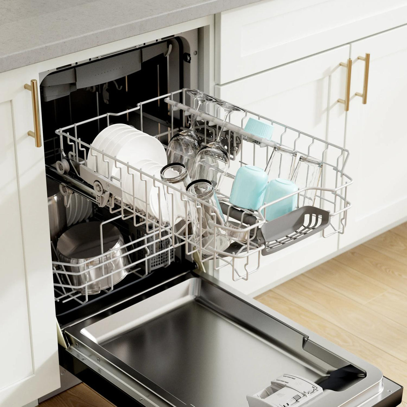 300 Series Dishwasher 17 3/4" Black