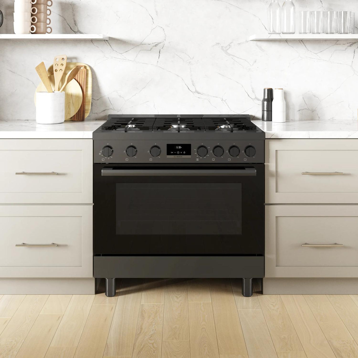 800 Series Gas Freestanding Range 36" Black Stainless Steel