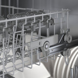100 Plus Dishwasher 24" SHV4AEB3N