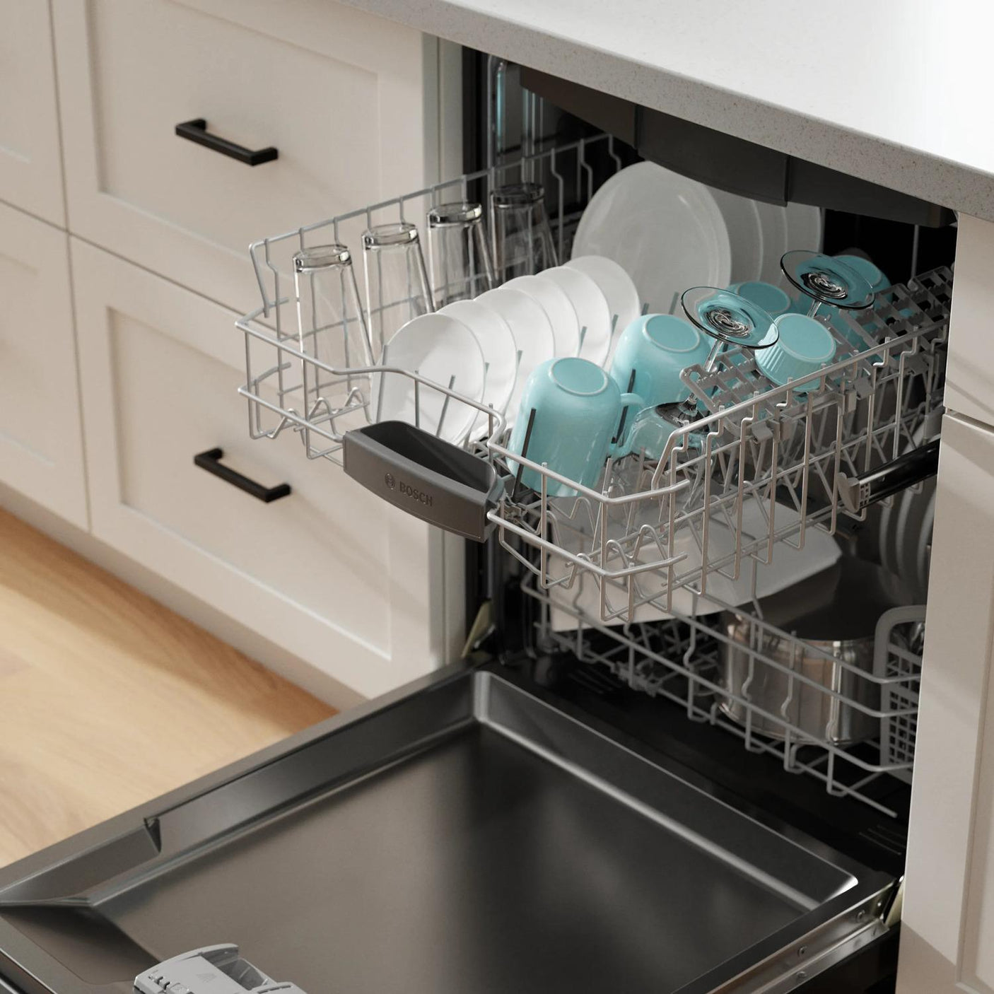 300 Series Dishwasher 24" Black