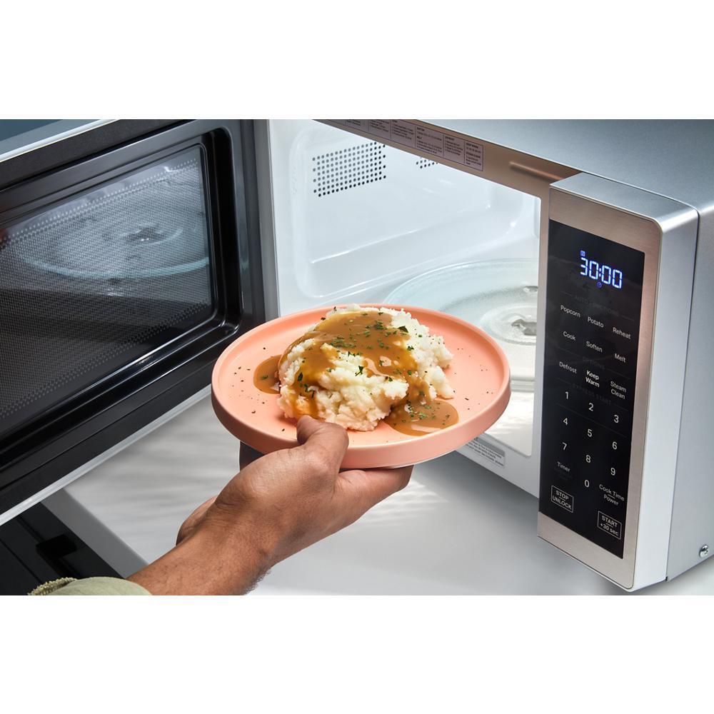 0.7 cu. ft. Black Countertop Microwave With Steam Clean - 700 watt