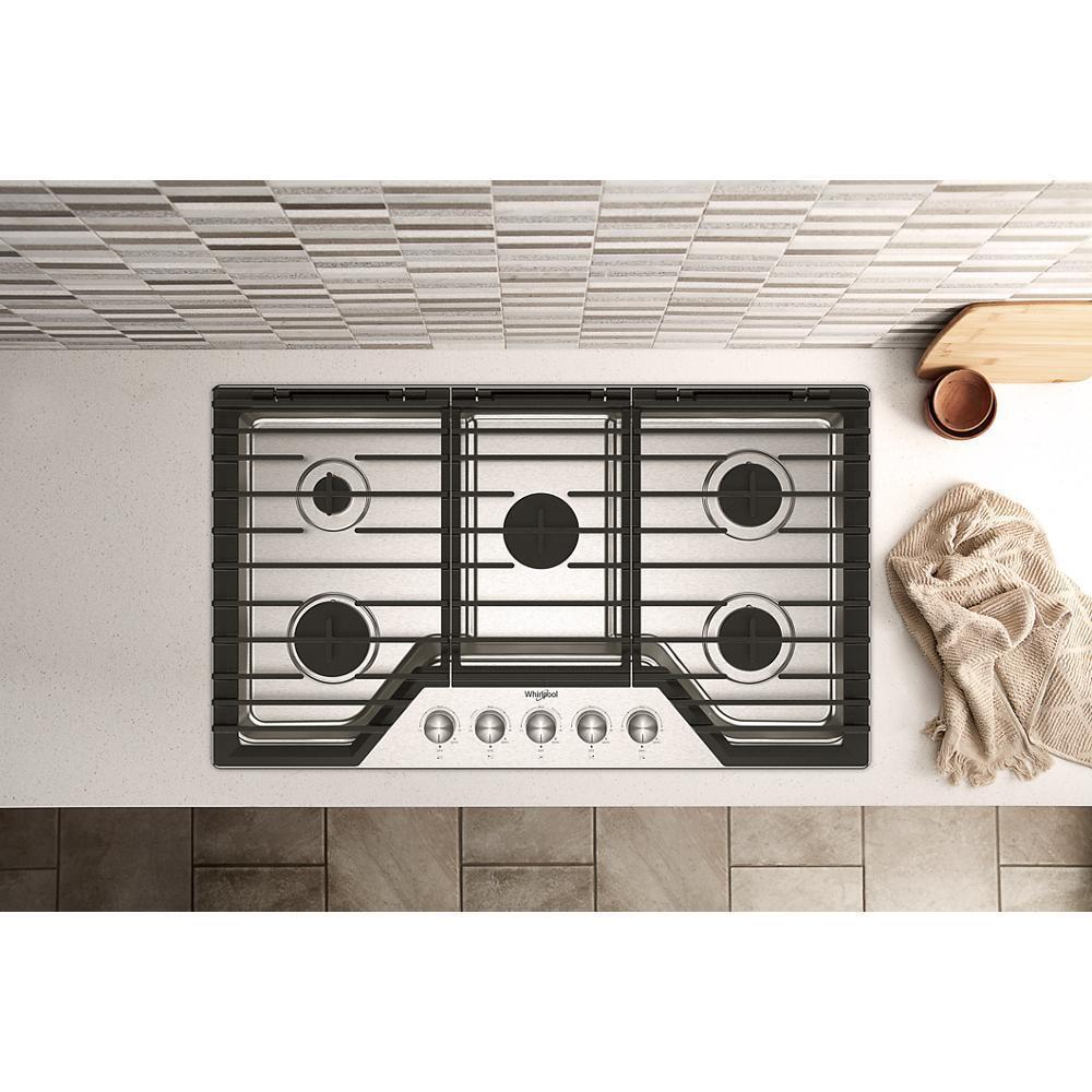 36-inch Gas Cooktop with Fifth Burner