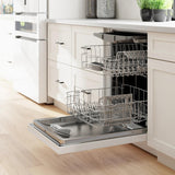 300 Series Dishwasher 24" White