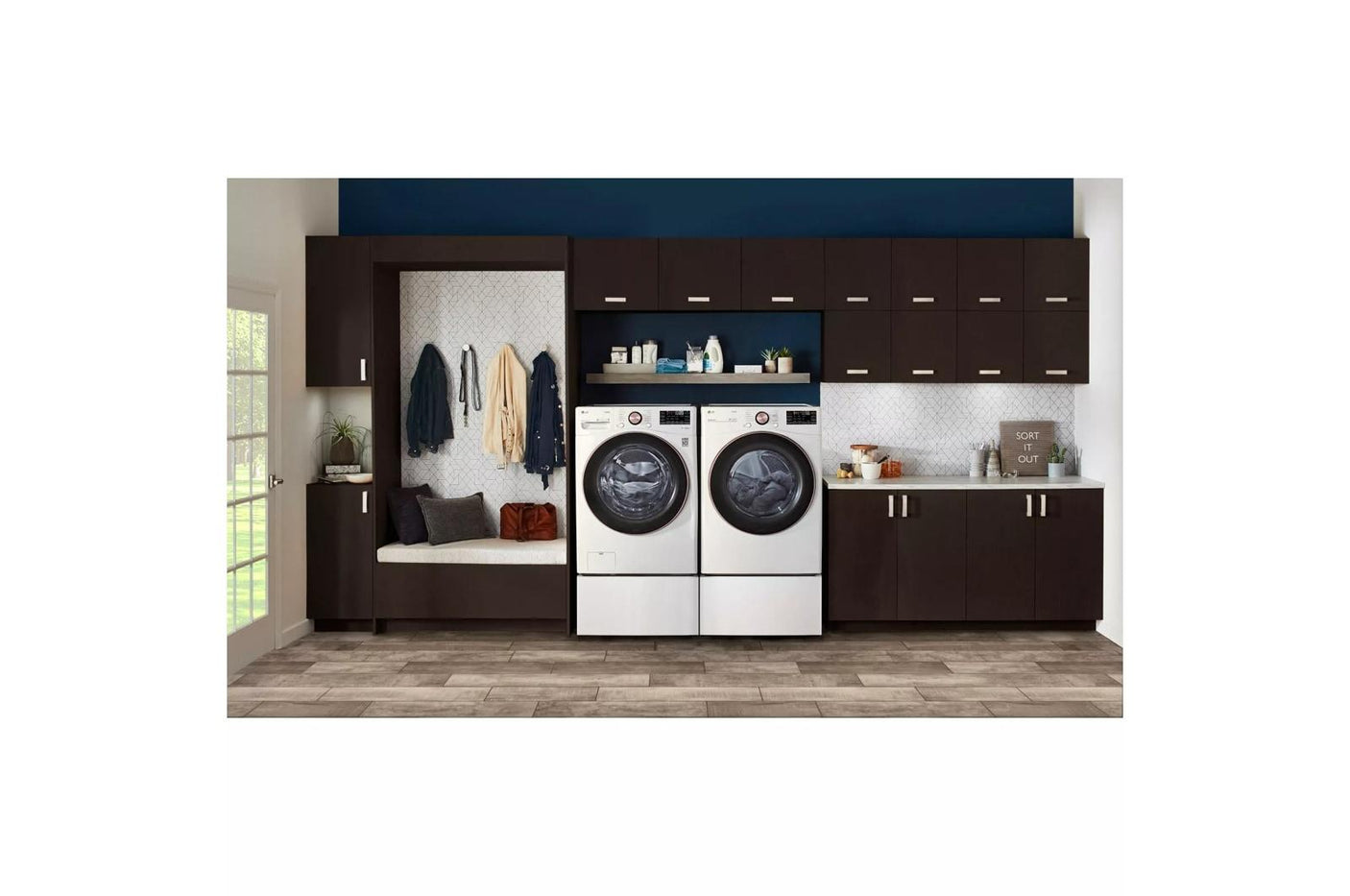 7.4 cu. ft. Ultra Large Capacity Smart wi-fi Enabled Front Load Gas Dryer with TurboSteam™ and Built-In Intelligence