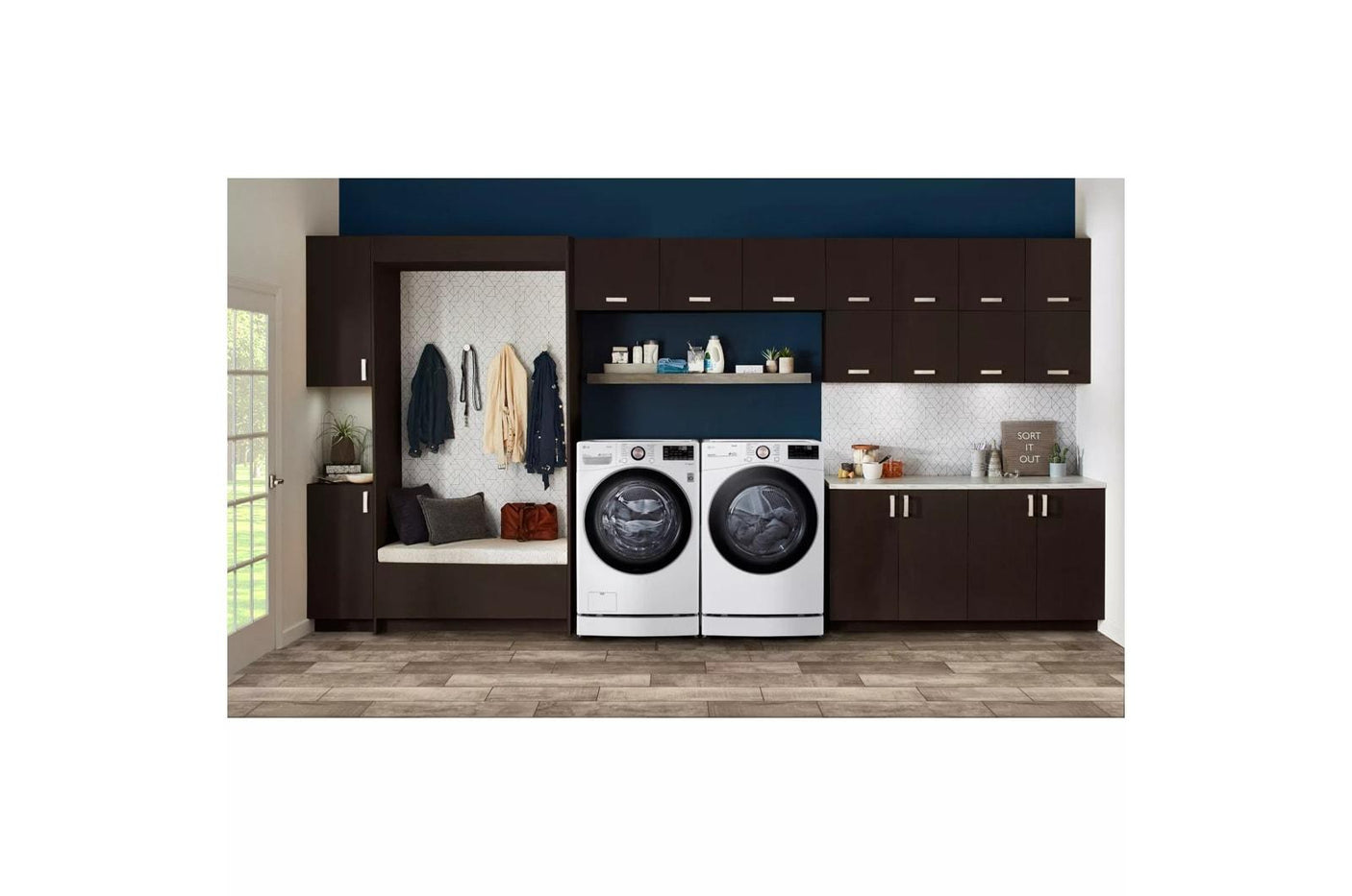 7.4 cu. ft. Ultra Large Capacity Smart wi-fi Enabled Front Load Gas Dryer with TurboSteam™ and Built-In Intelligence