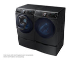 7.5 cu. ft. Smart Gas Dryer with MultiSteam™ in Black Stainless Steel