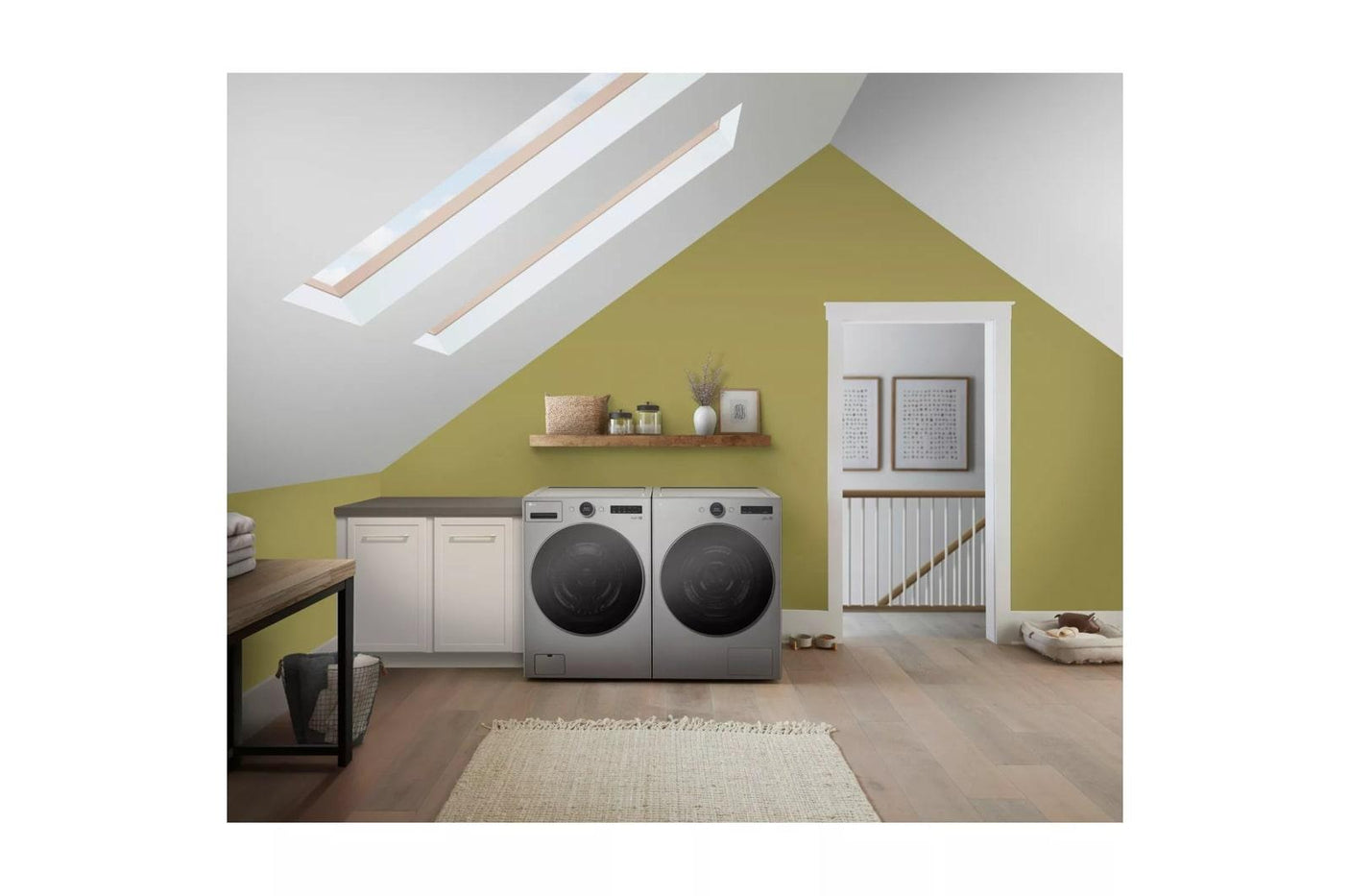 7.8 cu. ft. Mega Capacity Smart Front Load Dryer with Dual Inverter HeatPump™ Technology and Inverter Direct Drive Motor System